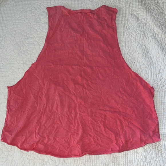 Women’s XL pink Volcom tank top. Lightweight stretchy material. Great condition. - Picture 2 of 3